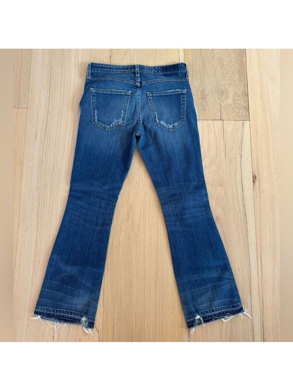 AMO Jane Old School Jeans Distressed Medium Wash Size 27 NWOT - Picture 2 of 6